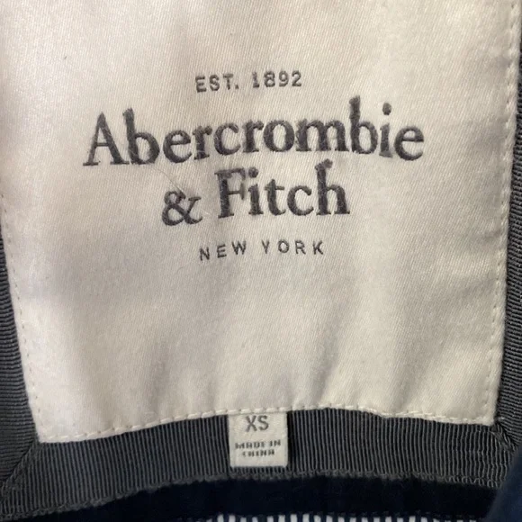 Women’s navy jackets. Pea coat style - Picture 5 of 7